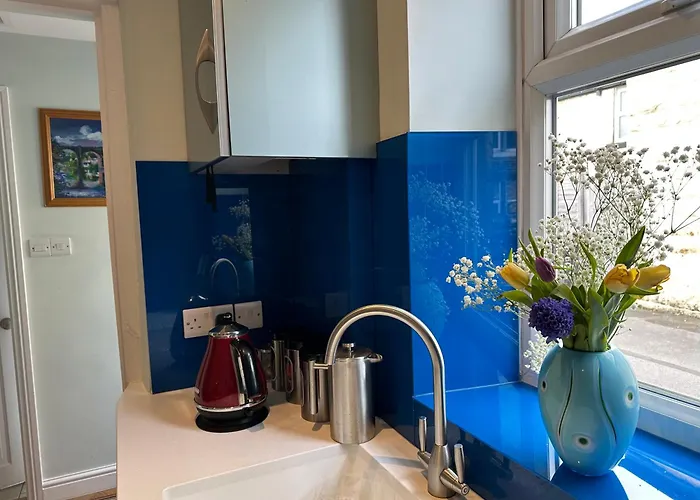 بيت للعطل Artists' *