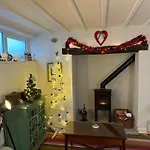 Artists Artists Loft Near Hornbeam Park Free Parking